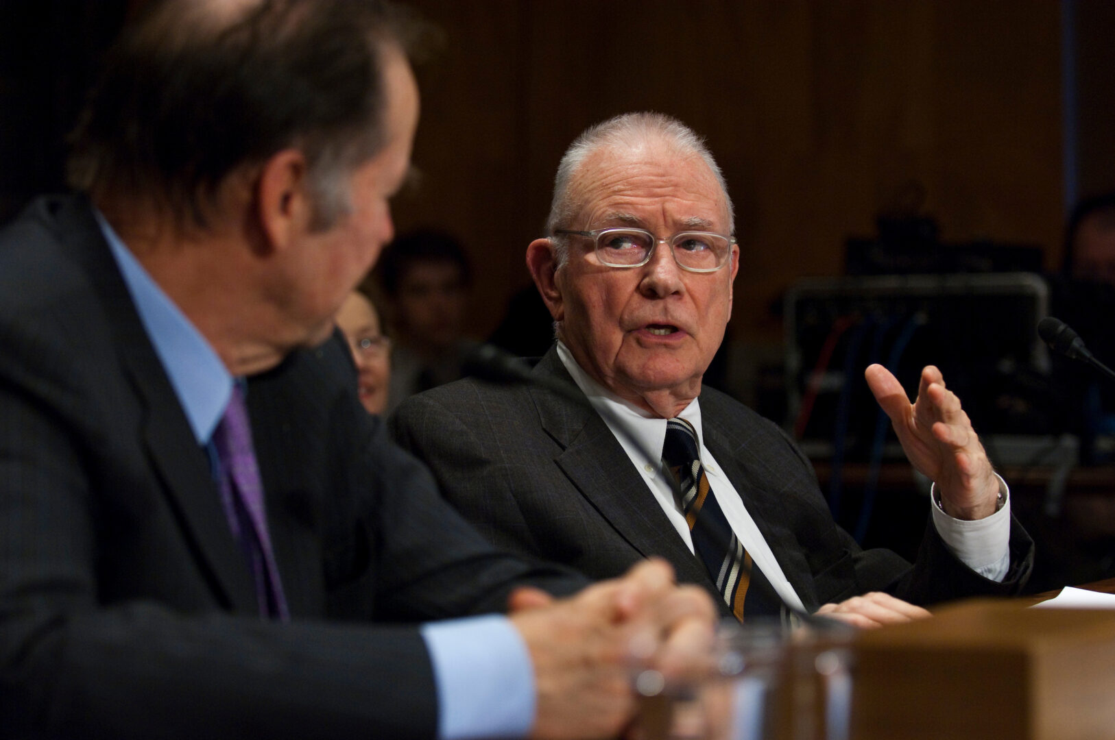 Former Rep. Lee H. Hamilton, right, who served as vice chair of the 9/11 commission, is pictured at a 2010 hearing with the panel's former chairman, Thomas H. Kean.